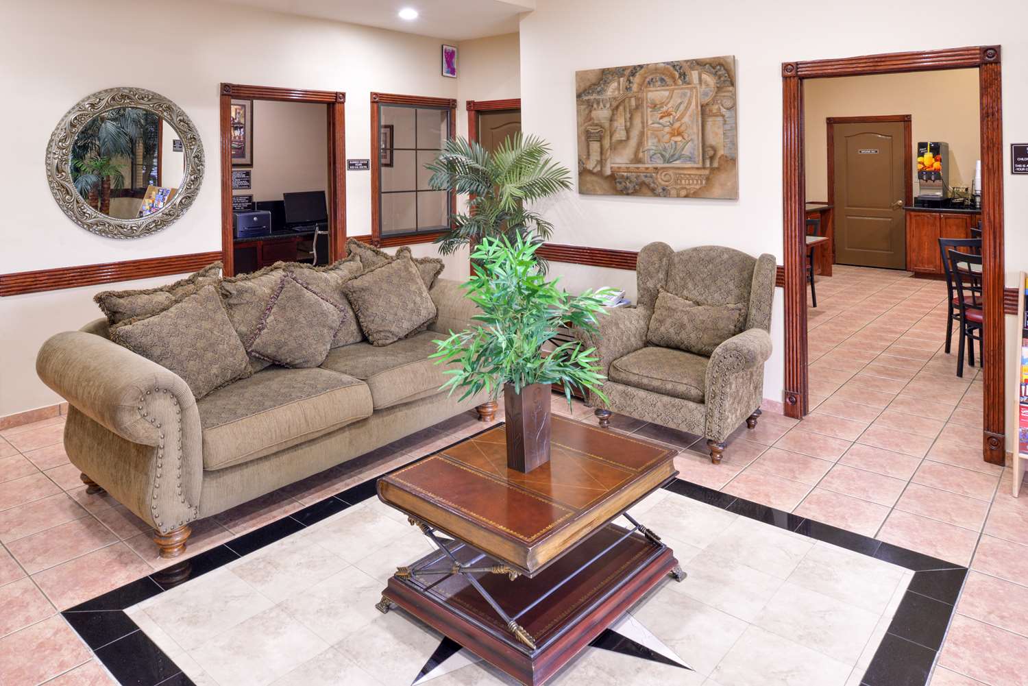 Americas Best Value Inn And Suites San Benito 23/37
