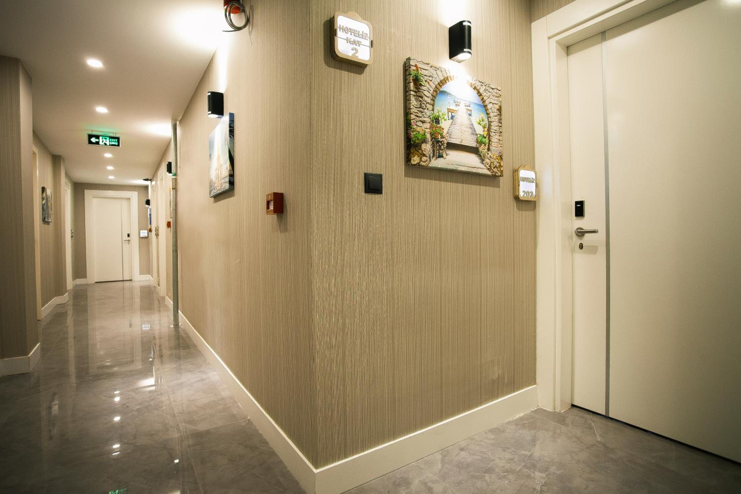 Hotel Iz 4/47