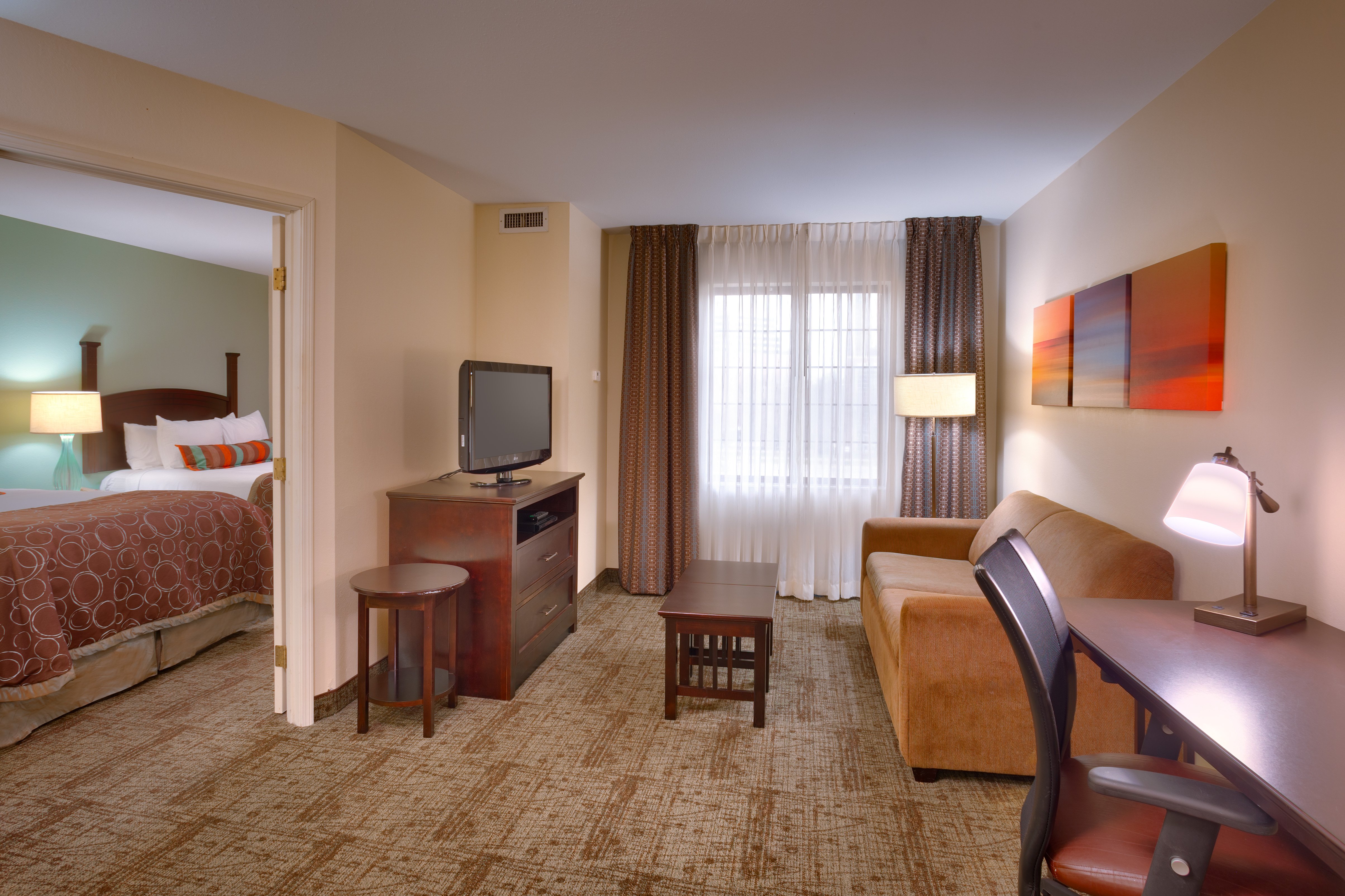 Staybridge Suites Peoria Downtown 24/34