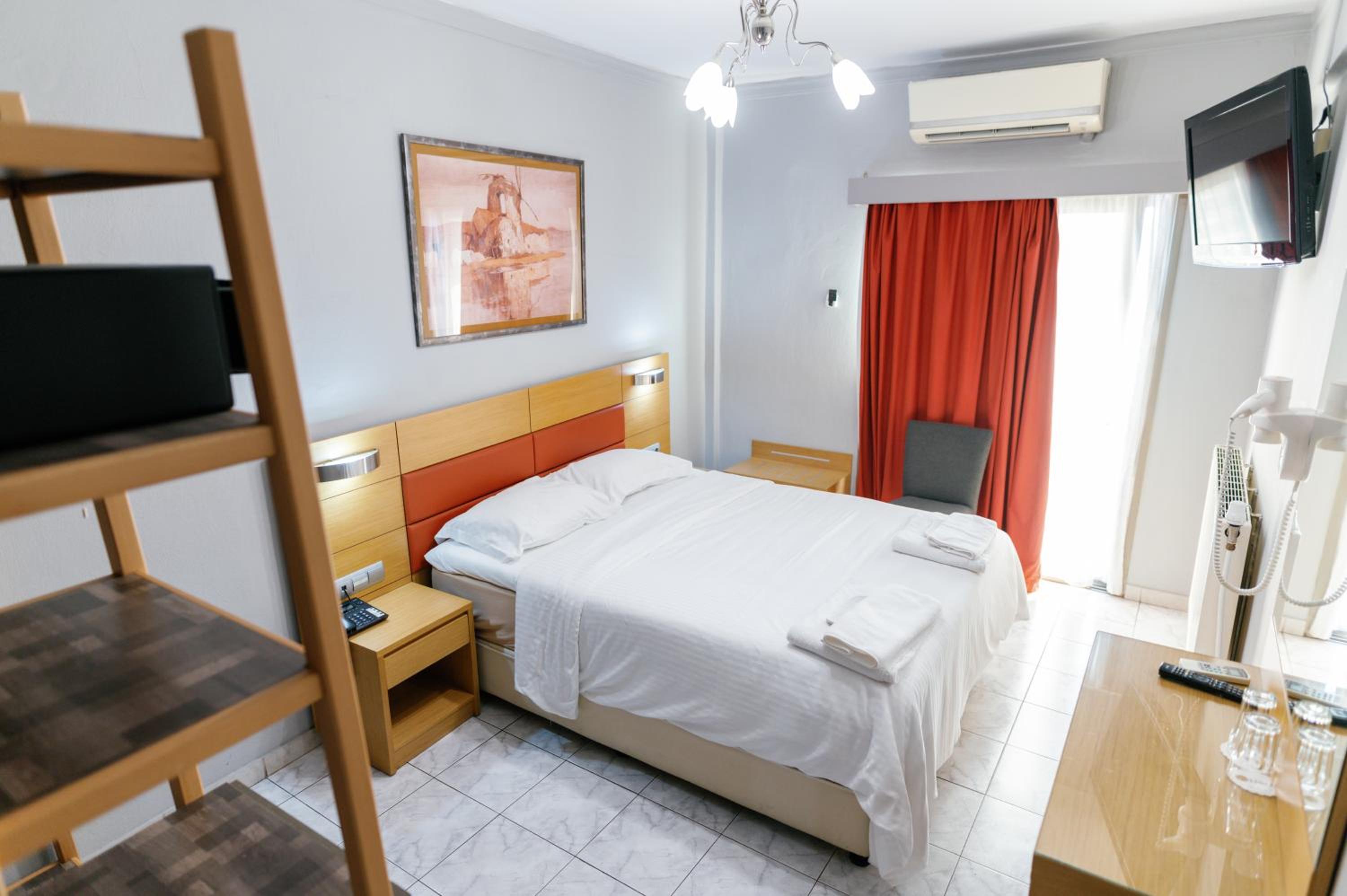 Room, Single