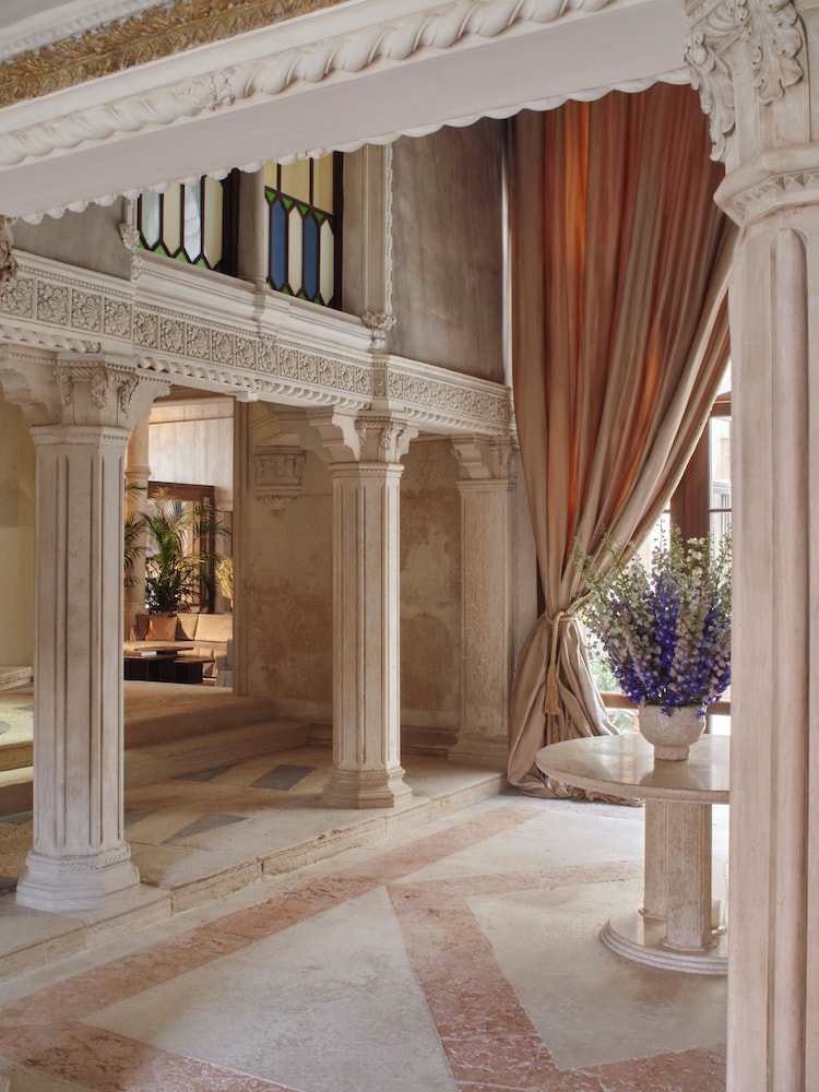 Orient Express Palazzo Dona Giovannelli 17/69