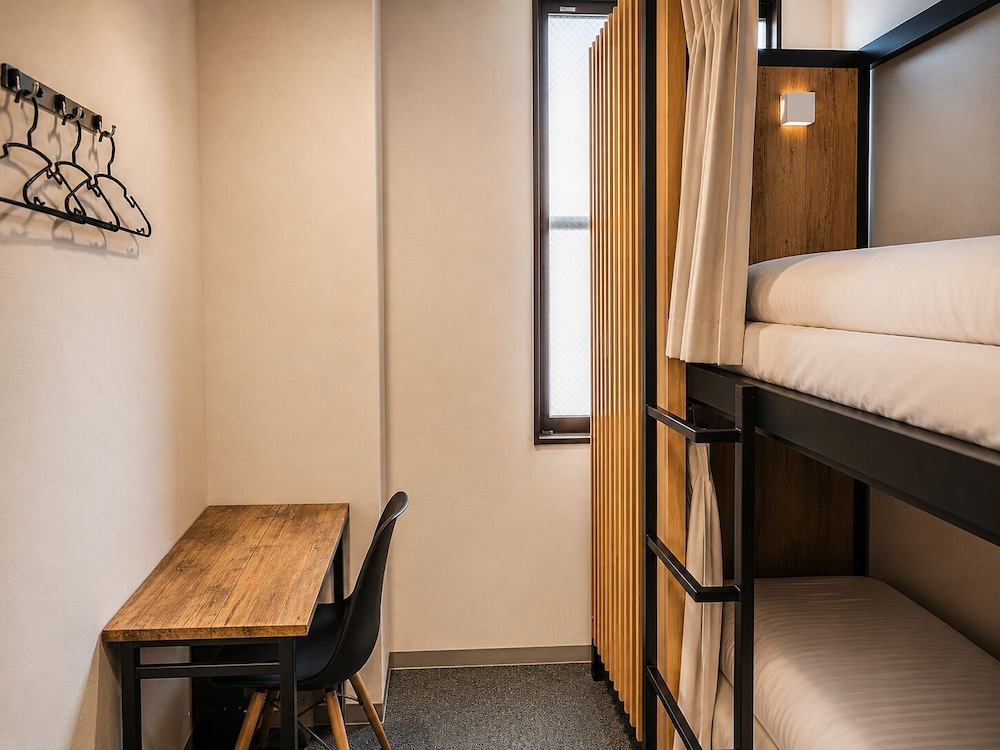Semi Private, 2 Beds, Bunk Bed