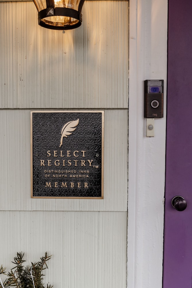 Westbrook Inn Bed and Breakfast 3/74