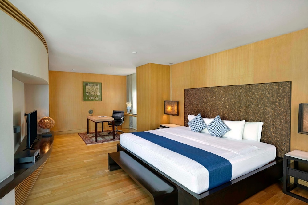 JUNIOR SUITE, DELUXE