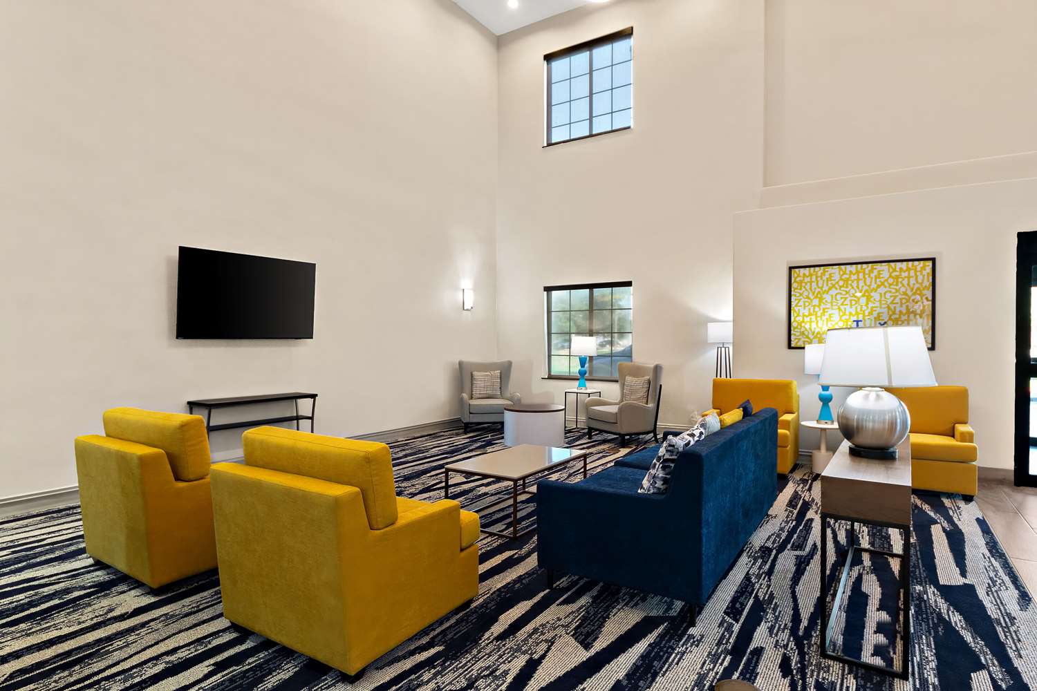 Comfort Suites Bastrop 21/36