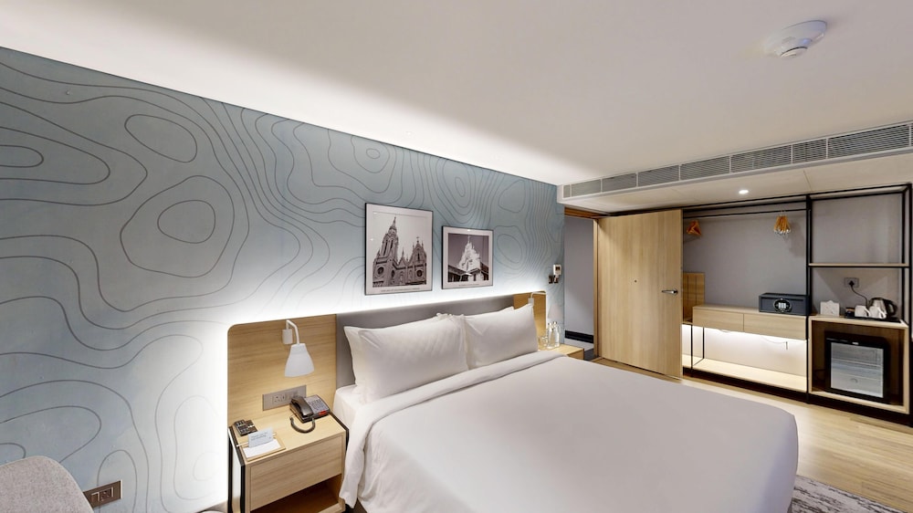 Park Inn & Suites by Radisson Thrissur East Fort 8/47