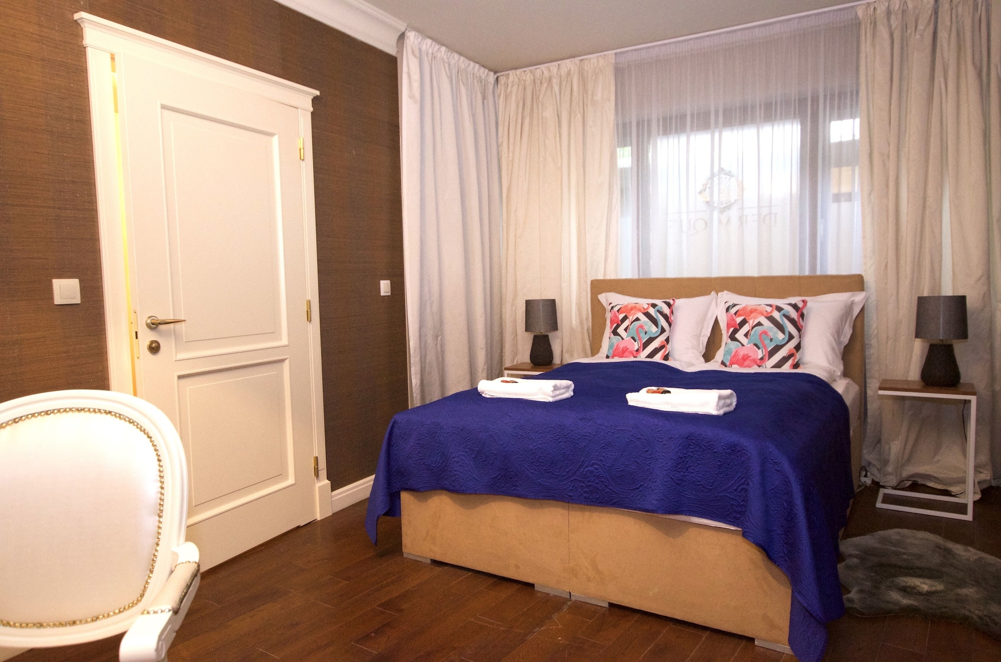 COMFORT, APARTMENT