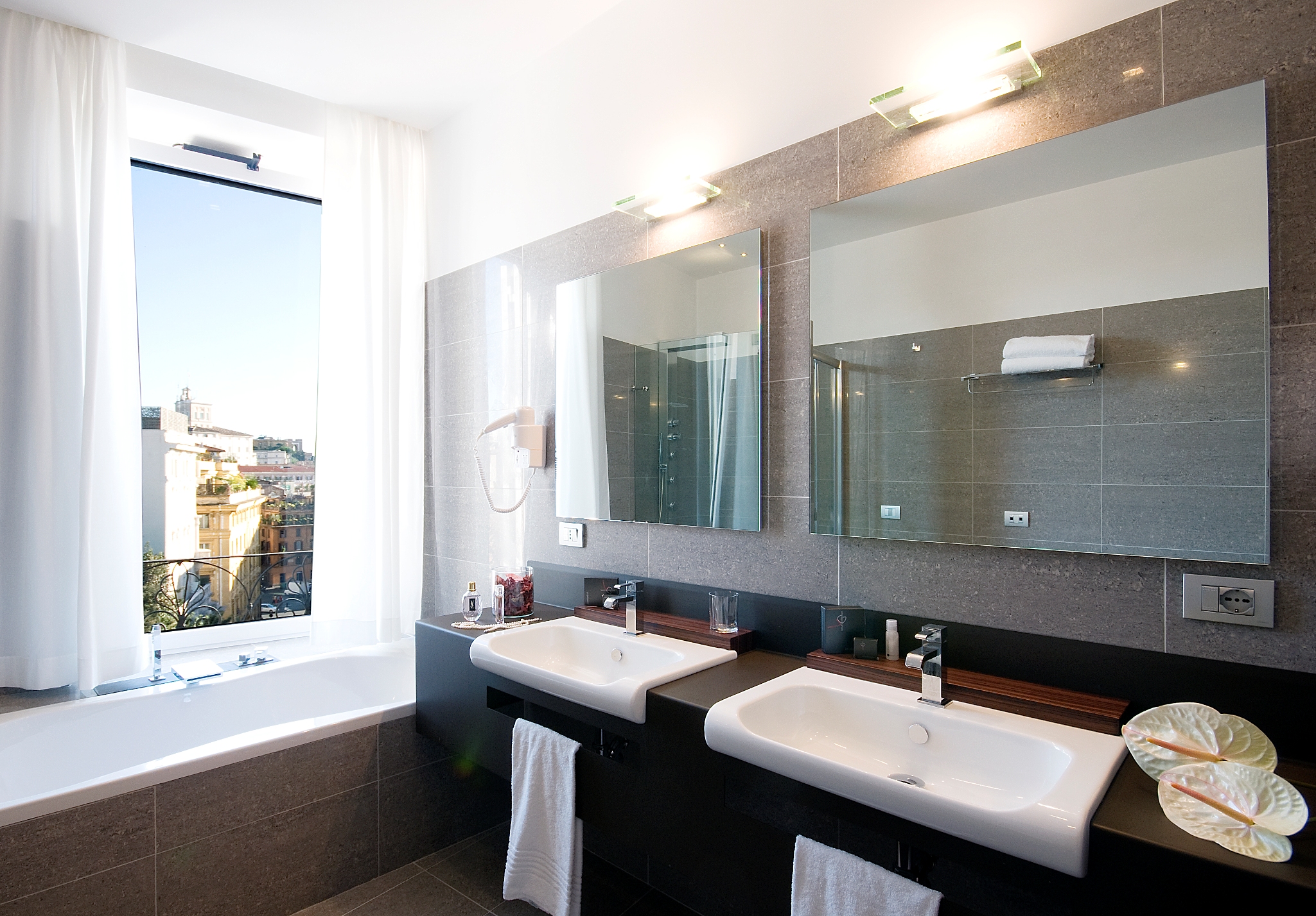 Superior Double Room, Hotel Trevi Collection 7/8