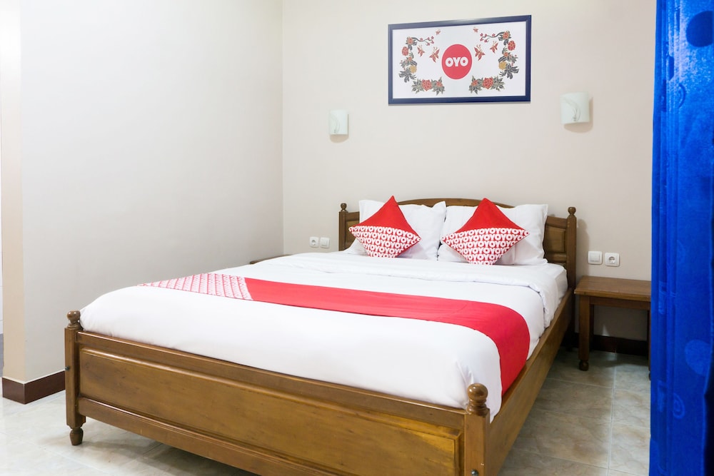 غرفة قياسية بسرير مزدوج، OYO 942 Srikandi Hotel 4/6