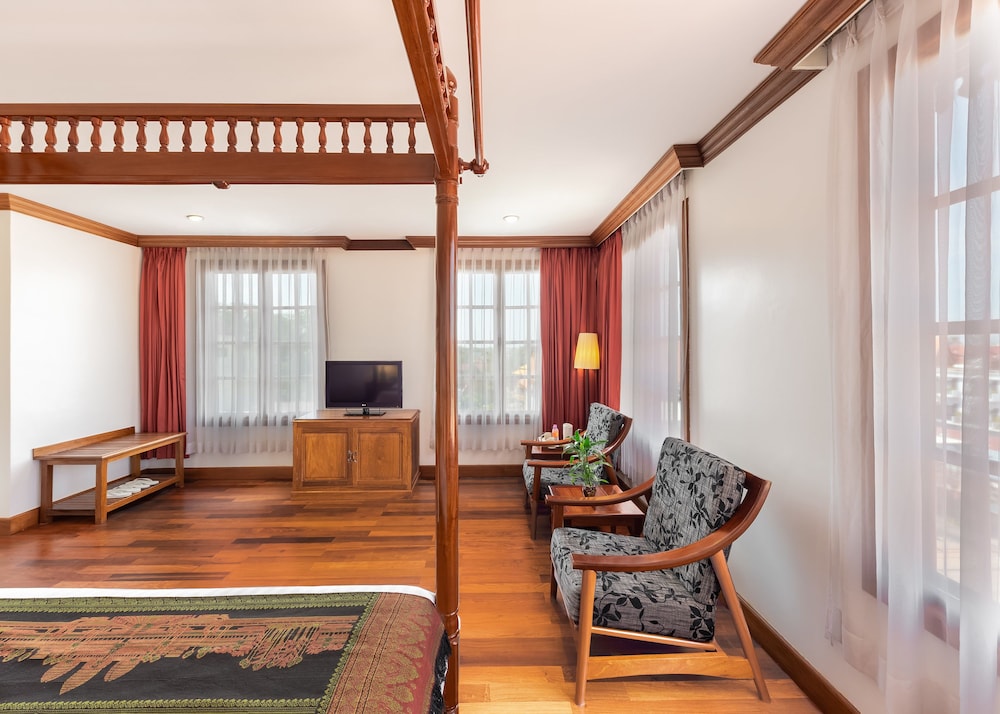 Royal Crown Hotel & Spa 47/70
