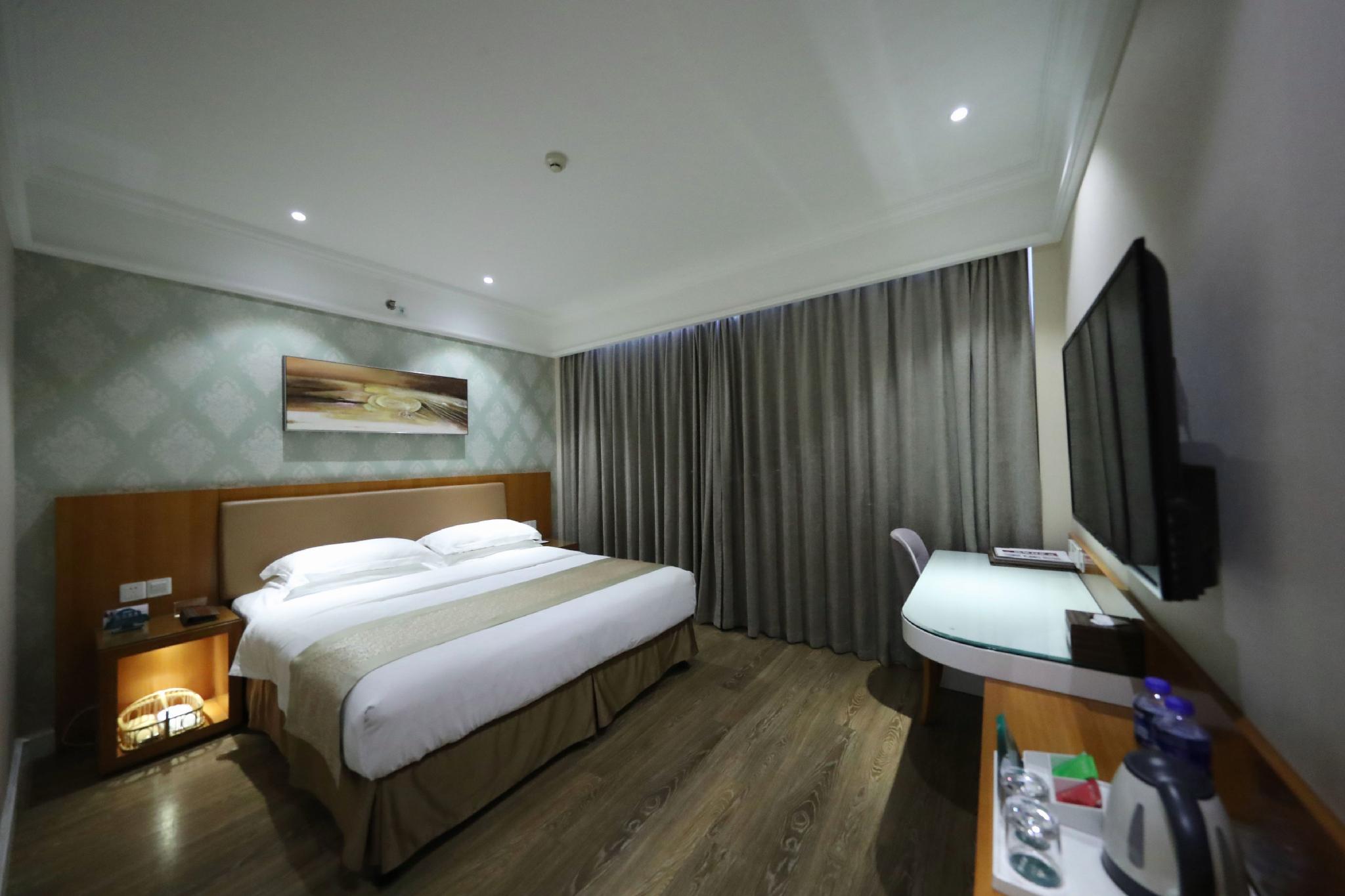 Feature, Double Bed