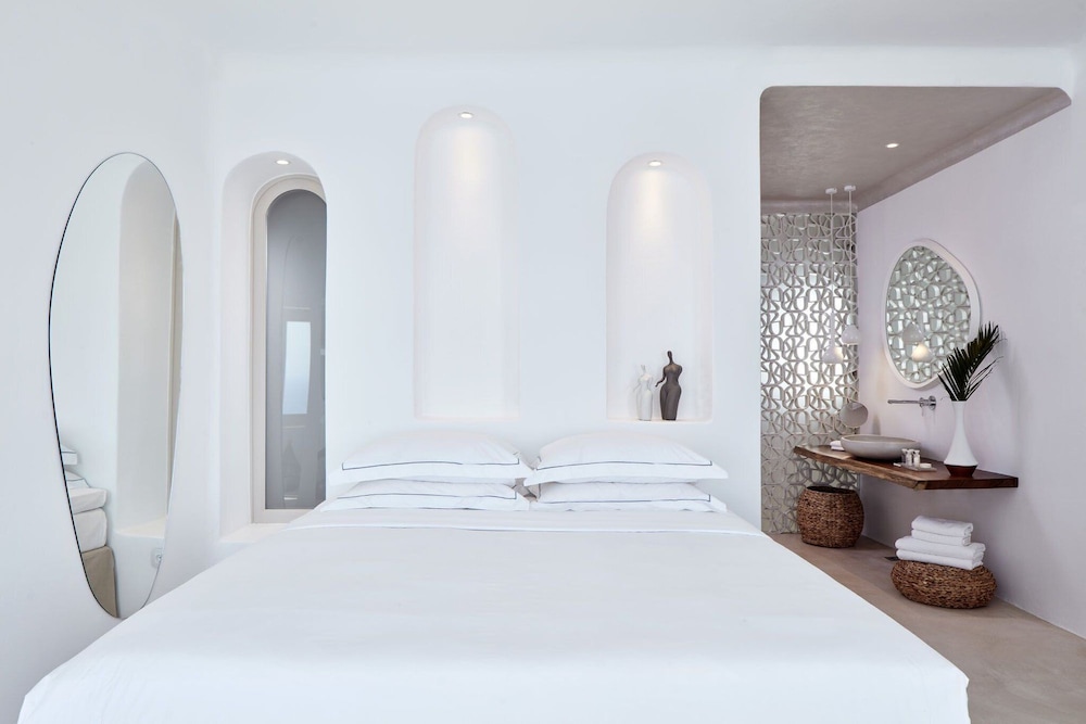 Astra Suites 14/50