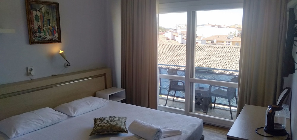 Urkmez Hotel 19/50