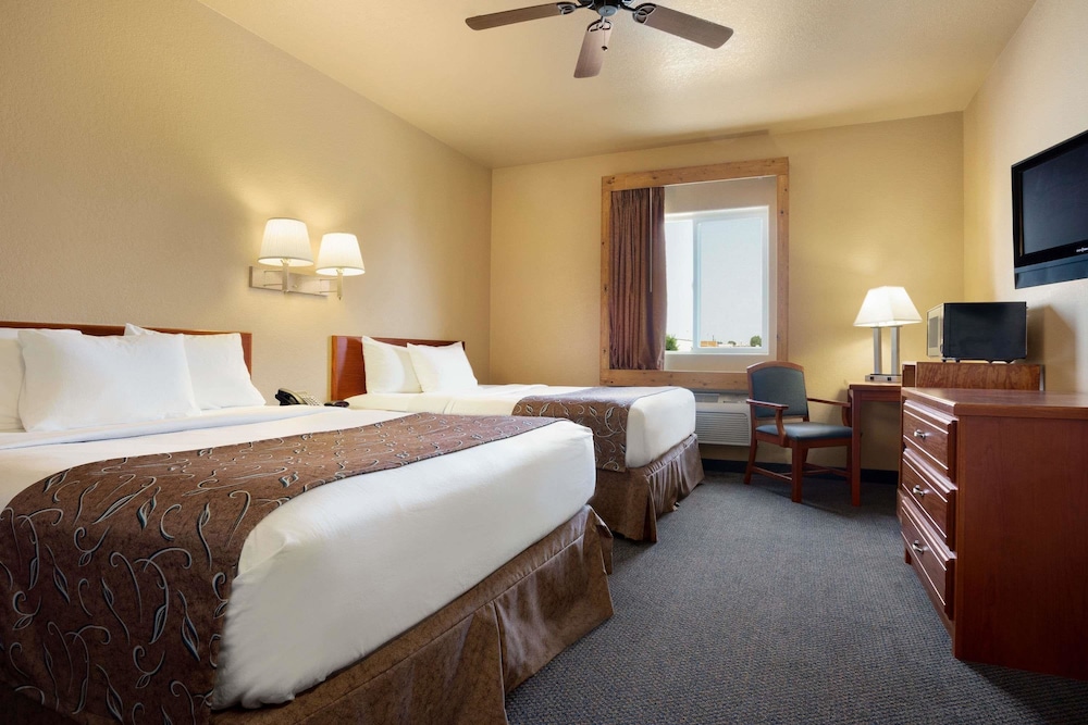 Travelodge by Wyndham Gillette 16/32