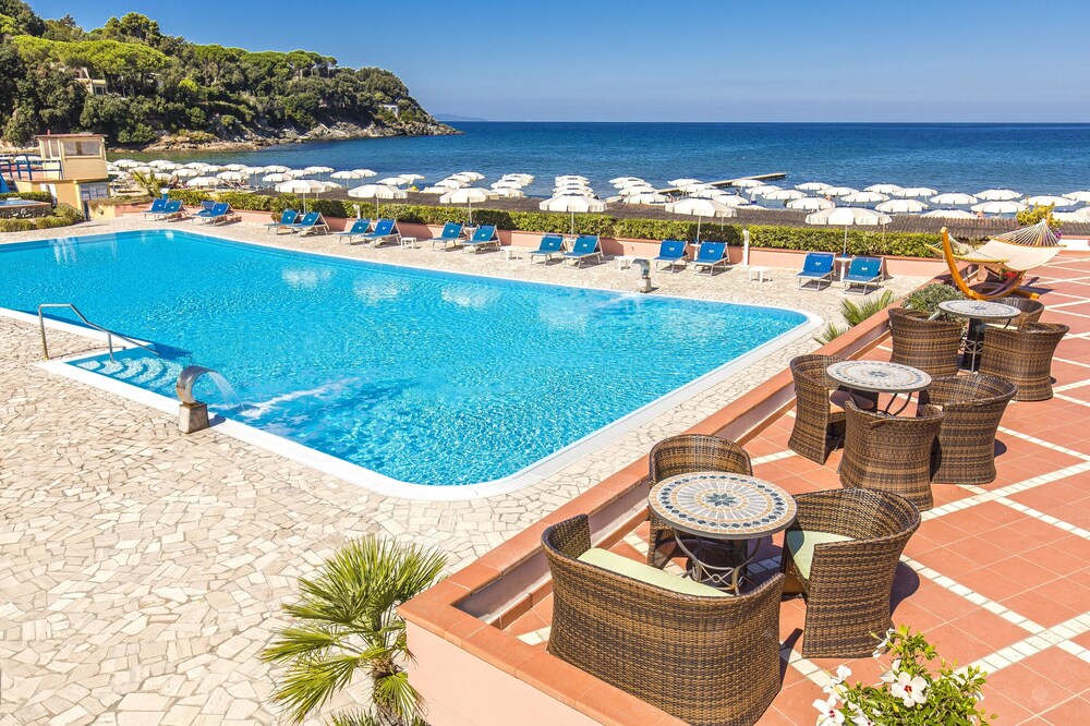 Hotel Del Golfo 2/66