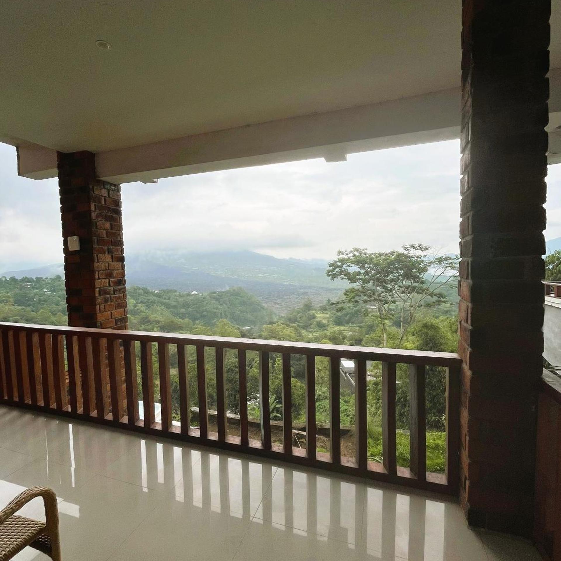 Caldera Hotel & Restaurant 43/50