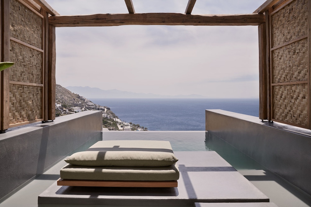 Archipelagos All Suites 30/50