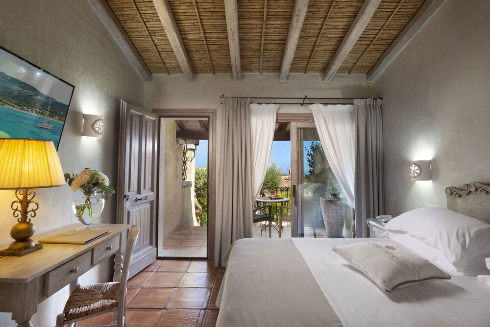 Hotel Li Finistreddi 36/73