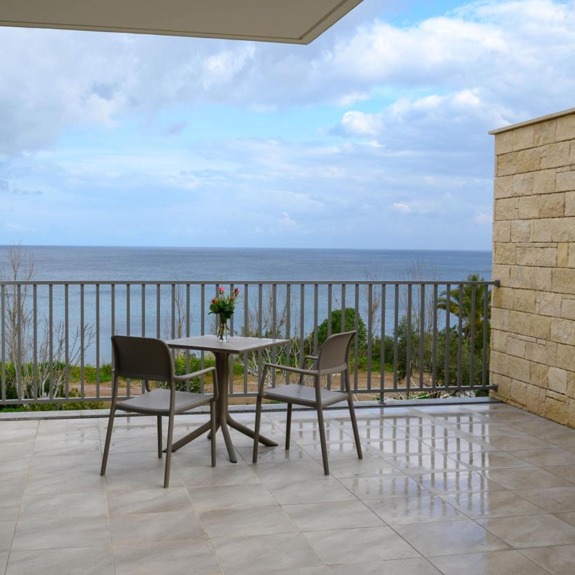 Aphrodite Beach Hotel 8/51
