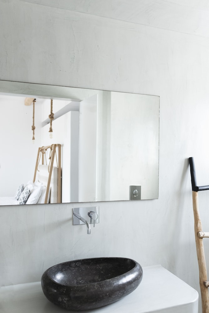 Casa Vitae Suites 58/60