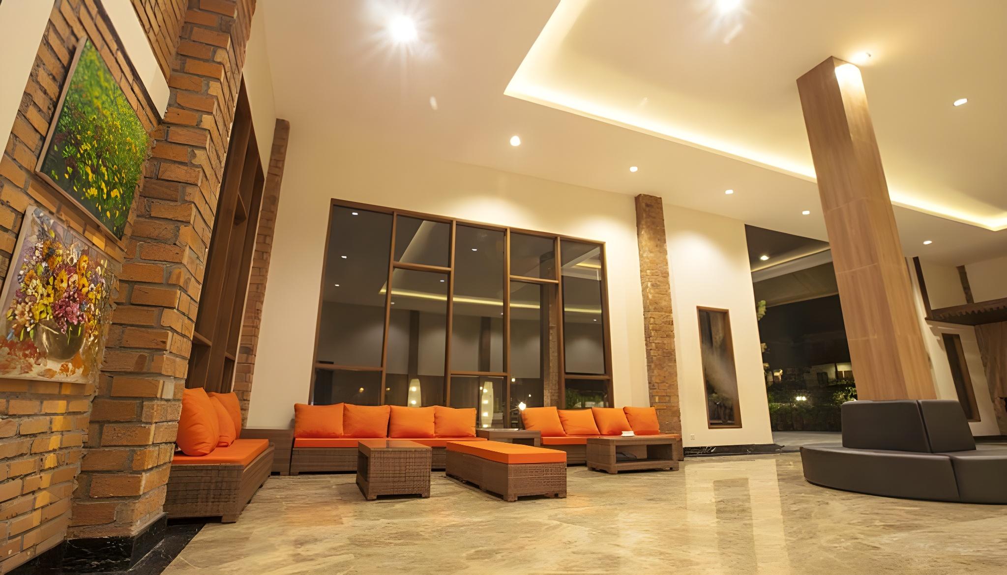 Grand Mulya Bogor 12/25