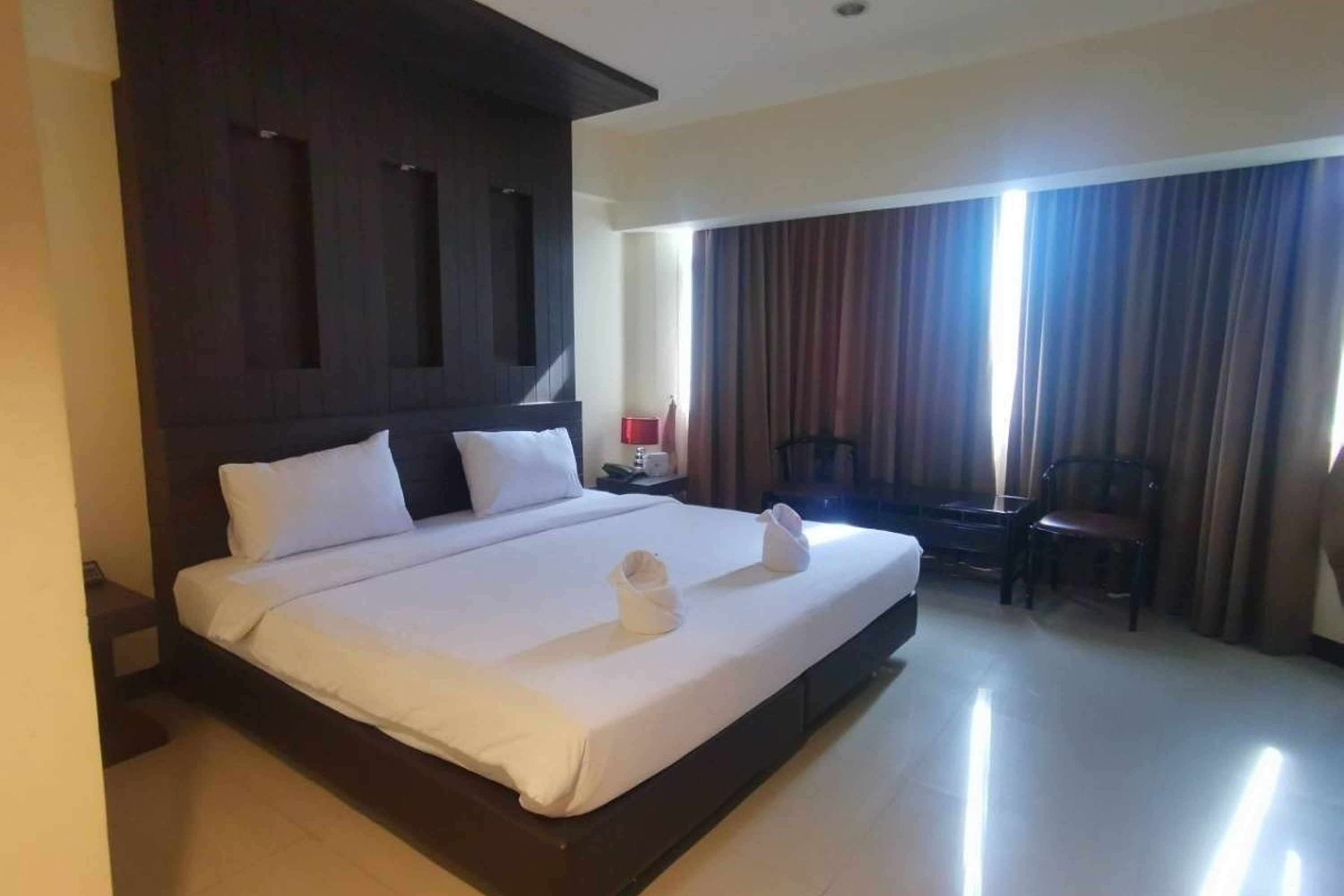 Sun City Pattaya Hotel 16/40