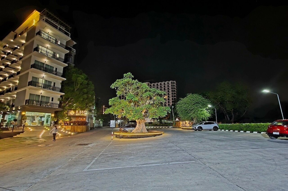 LHC Hotel and Resort 67/75