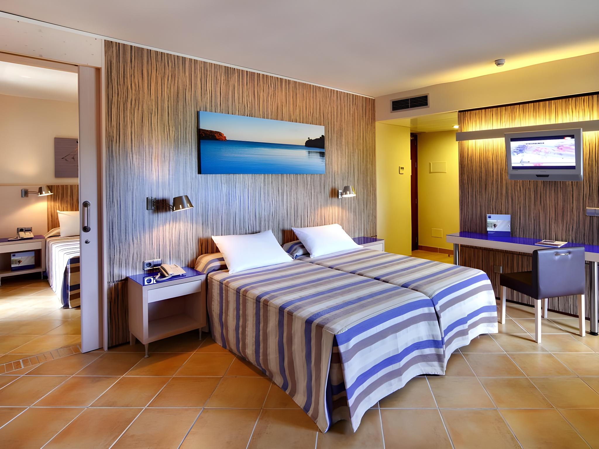 Family, 4 Beds