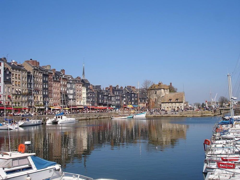 Ibis Honfleur 39/42