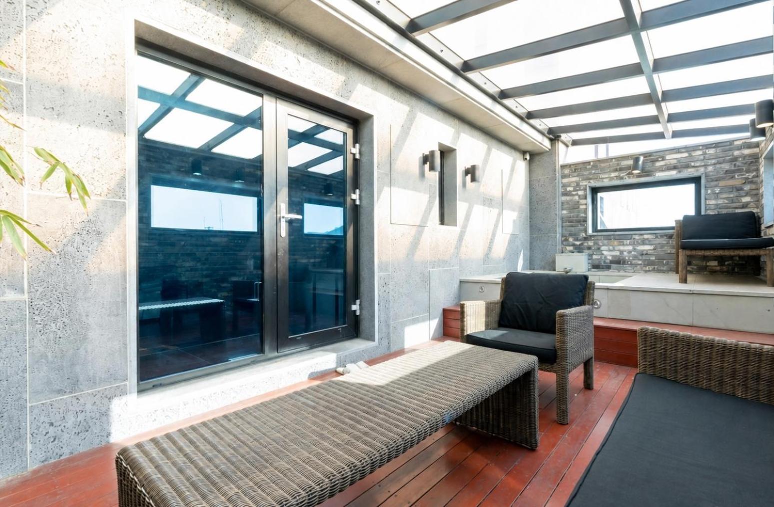 SL Boutique Hotel 30/48