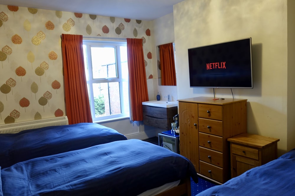 Abinger Guest House 10/24