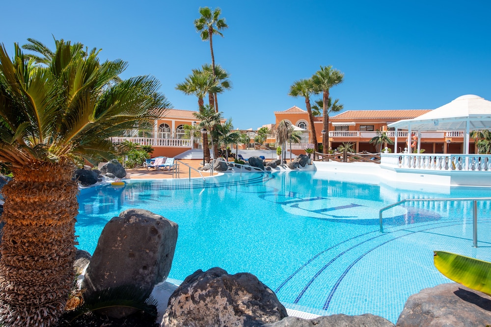 Tenerife Royal Gardens 40/50