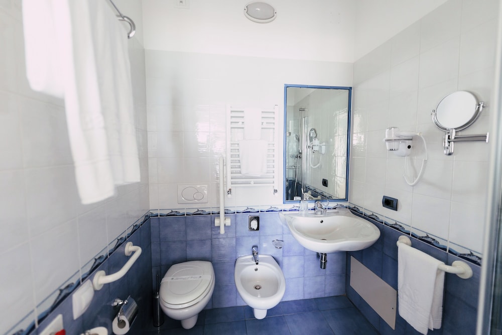 Baia Delphis Resort 57/59