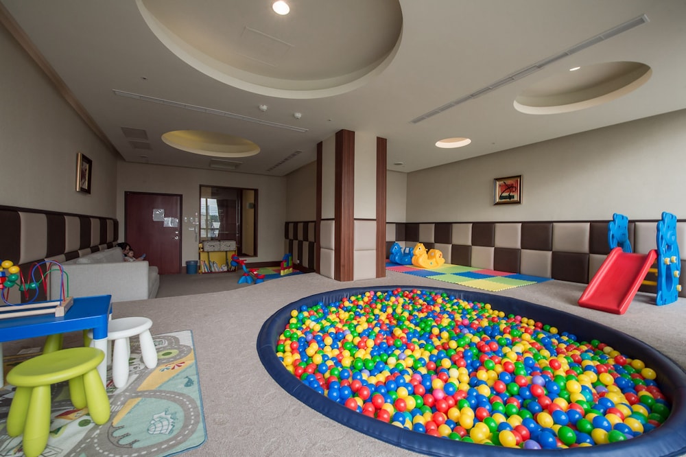 Arsma Hotel 40/47