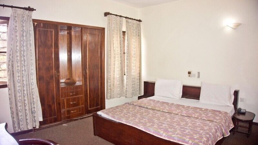 Pekan Hotel 16/71