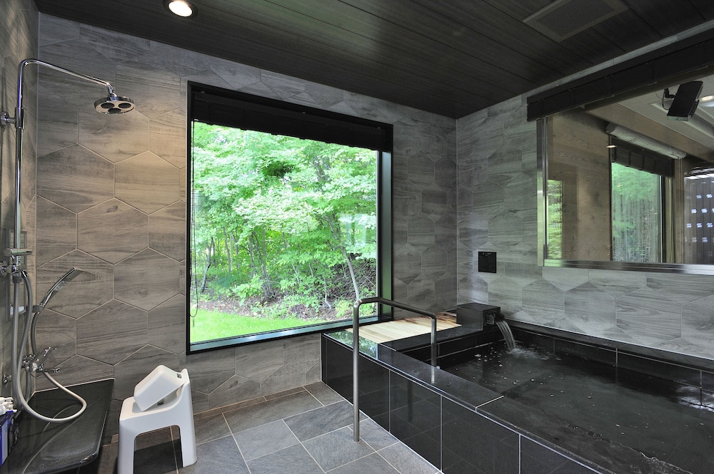 Hakodate Onuma Tsuruga Resort EPUY (ex. Onuma Tsuruga Auberge EPUY) 50/50