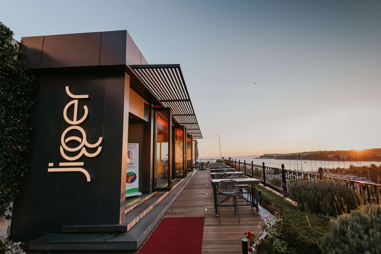 Wyndham Grand Istanbul Kalamis Marina photo4