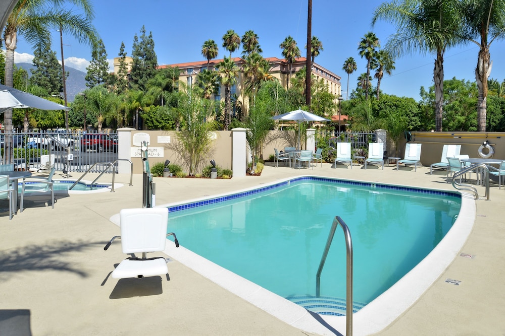 SpringHill Suites Pasadena Arcadia 44/50