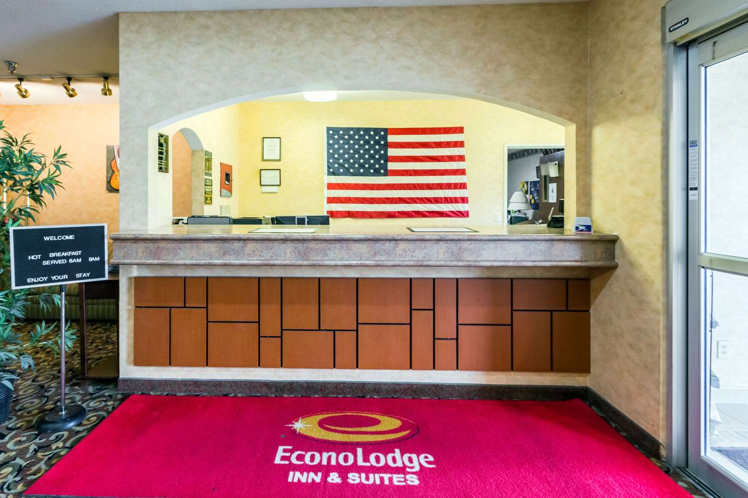 Baymont by Wyndham Omaha SW 3/11