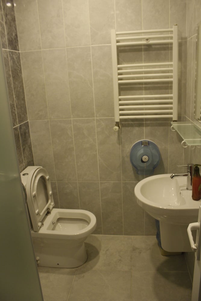 Nobel Hostel 35/36