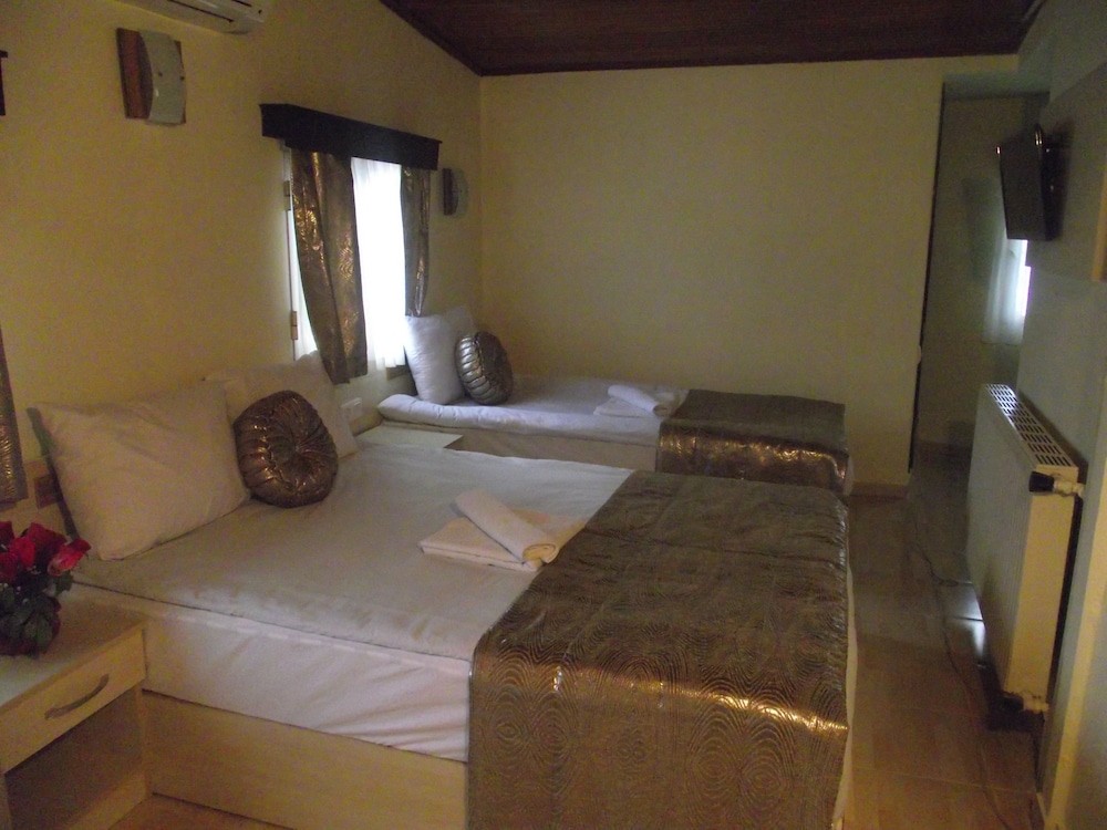 1 BEDROOM, ECONOMY, DOUBLE BED, CITY VIEW