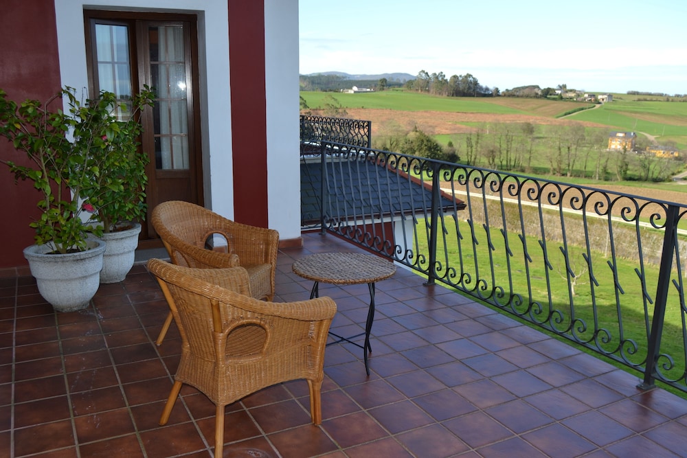HOTEL RURAL SUQUIN 29/46