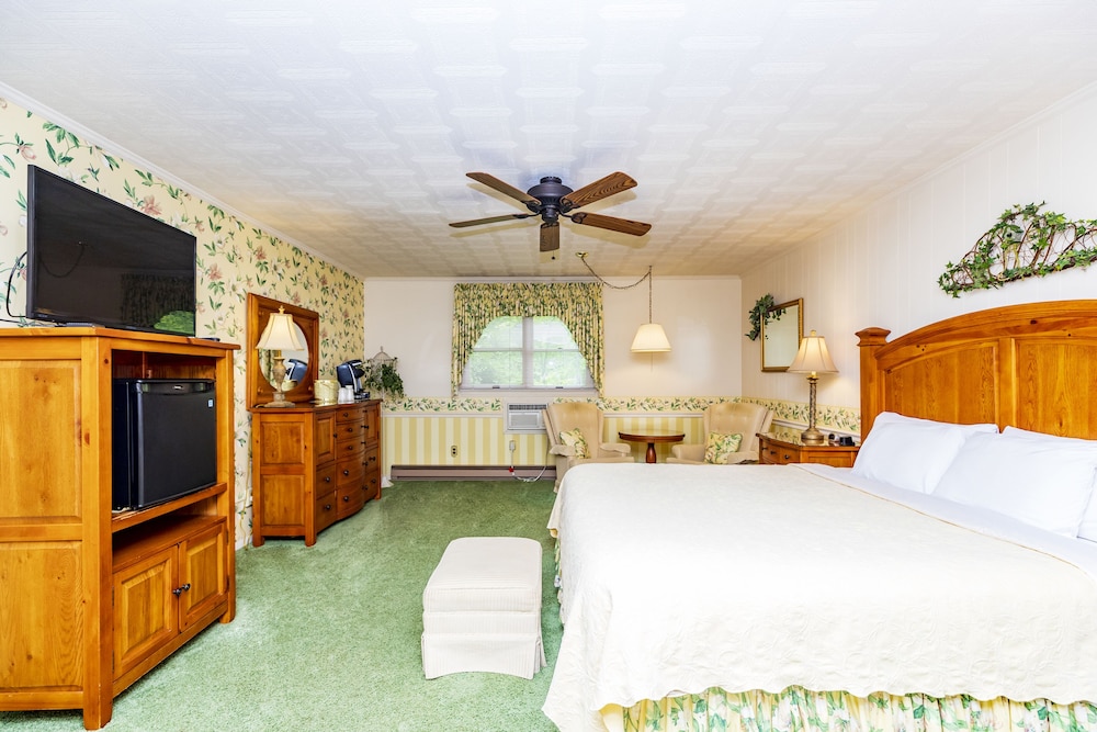 Azalea Garden Inn 13/50