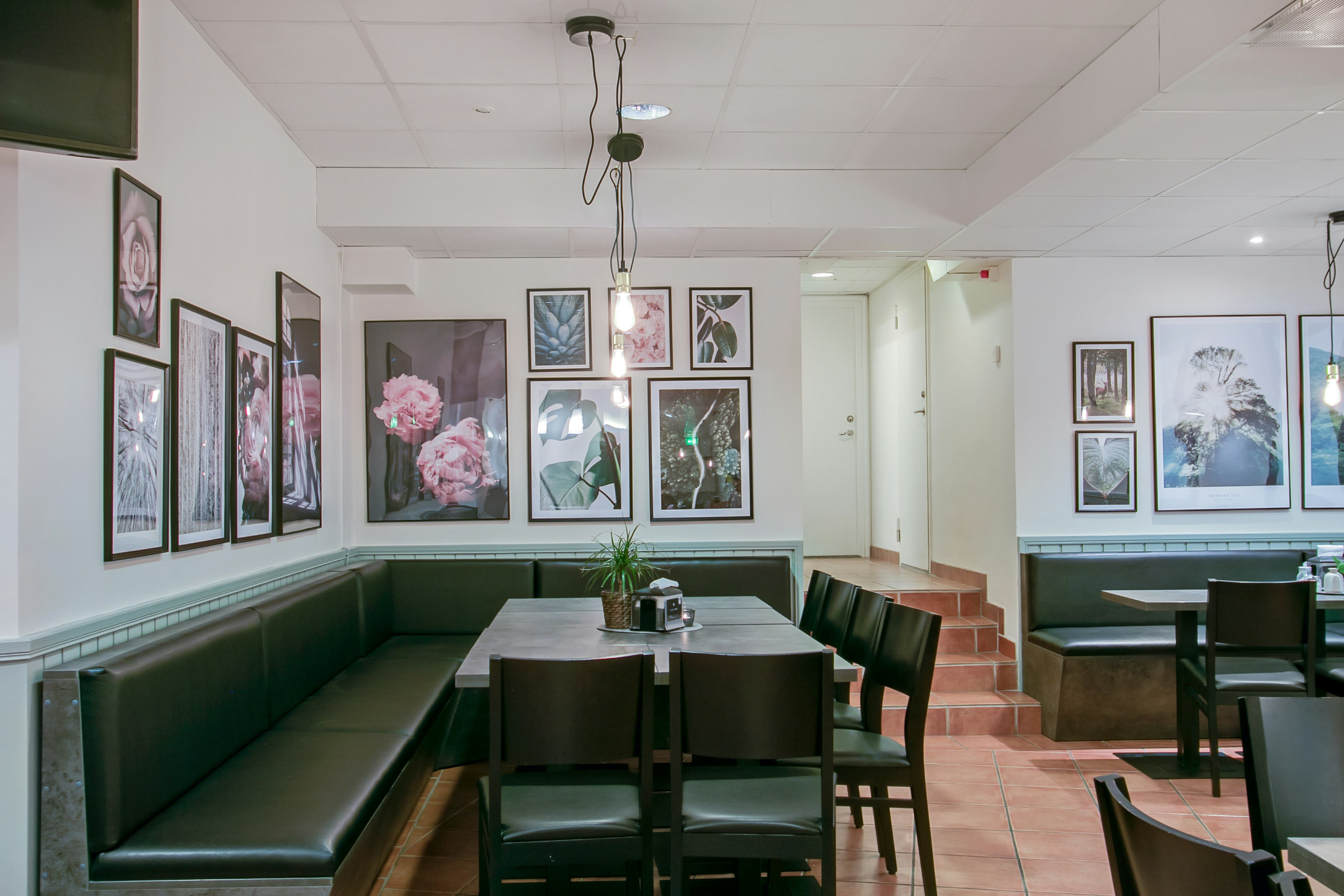 First Hotel Brommaplan 31/51