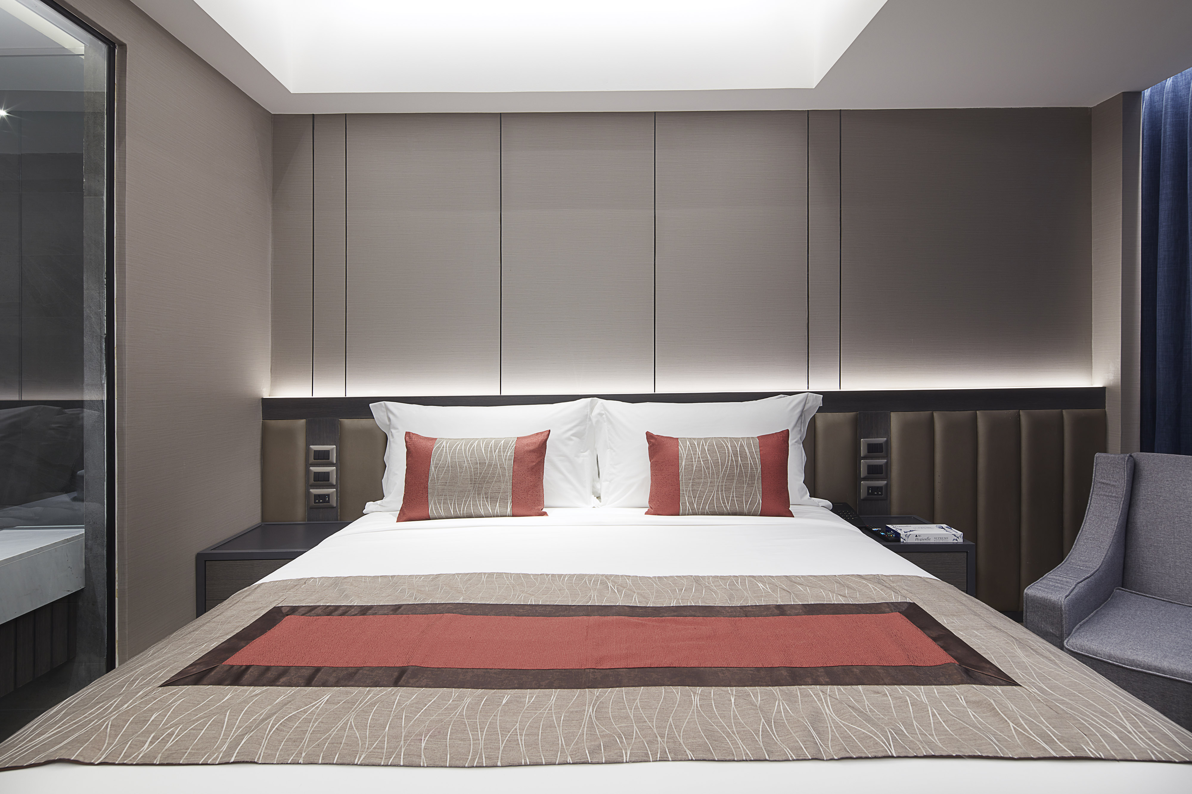 PREMIER, DOUBLE BED