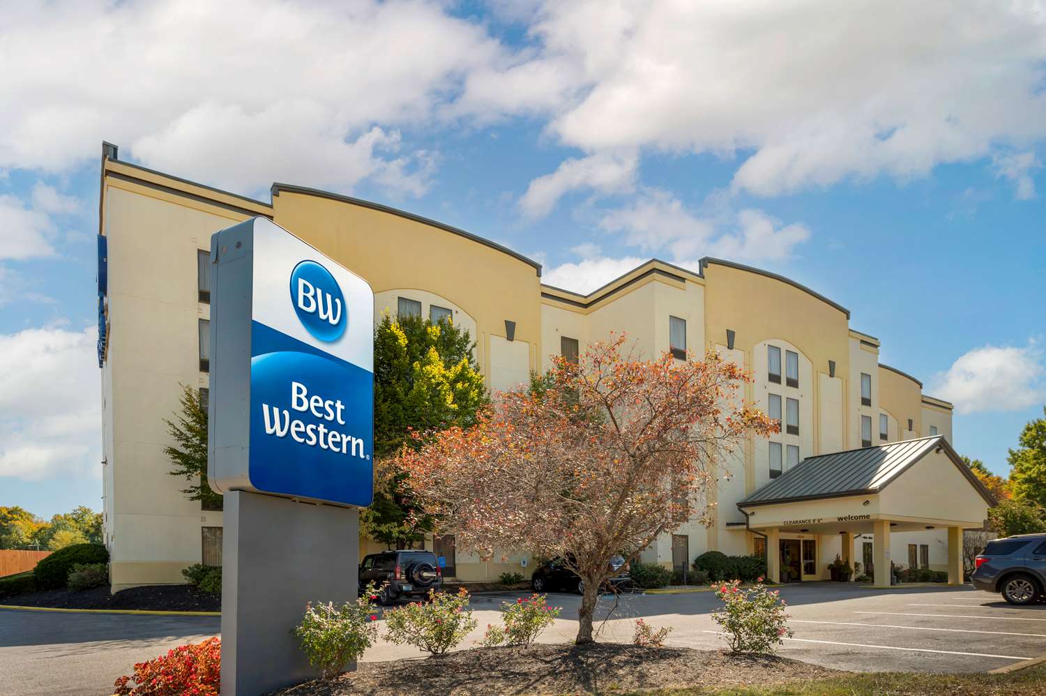 Best Western Louisville East Inn & Suites 2/38