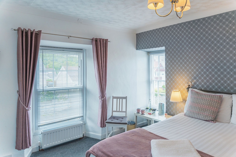 Standard, King Bed