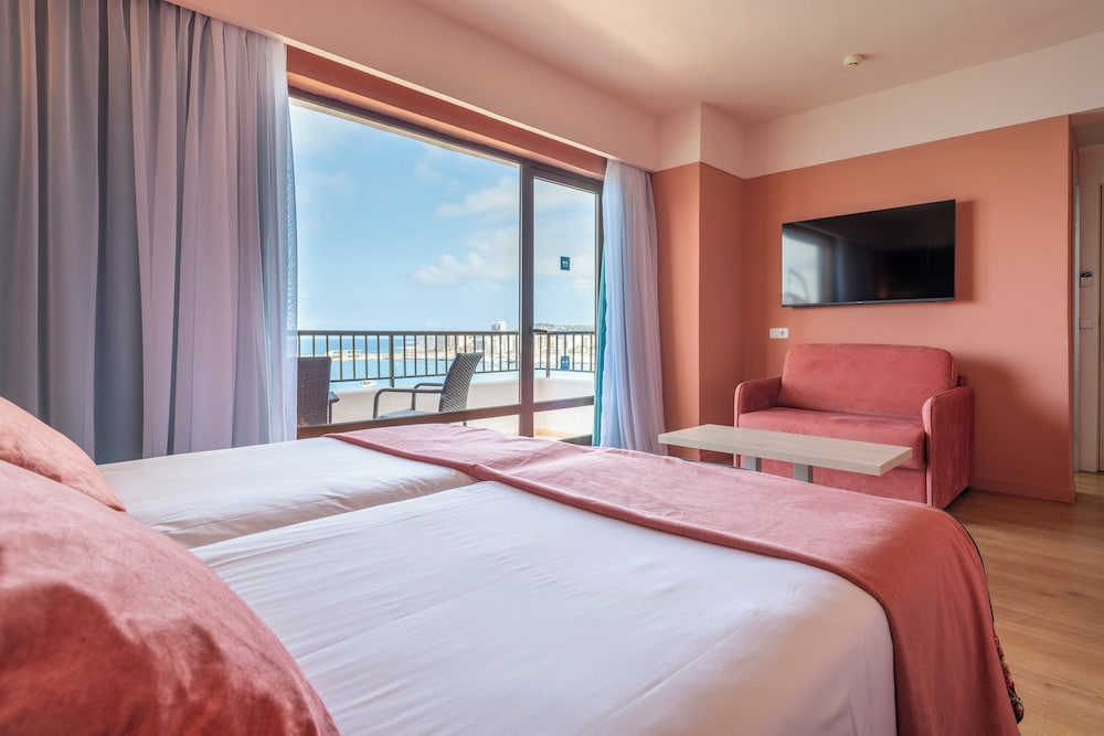 Deluxe, Triple, Sea View, NYX Hotel Ibiza - Adults Only 5/10
