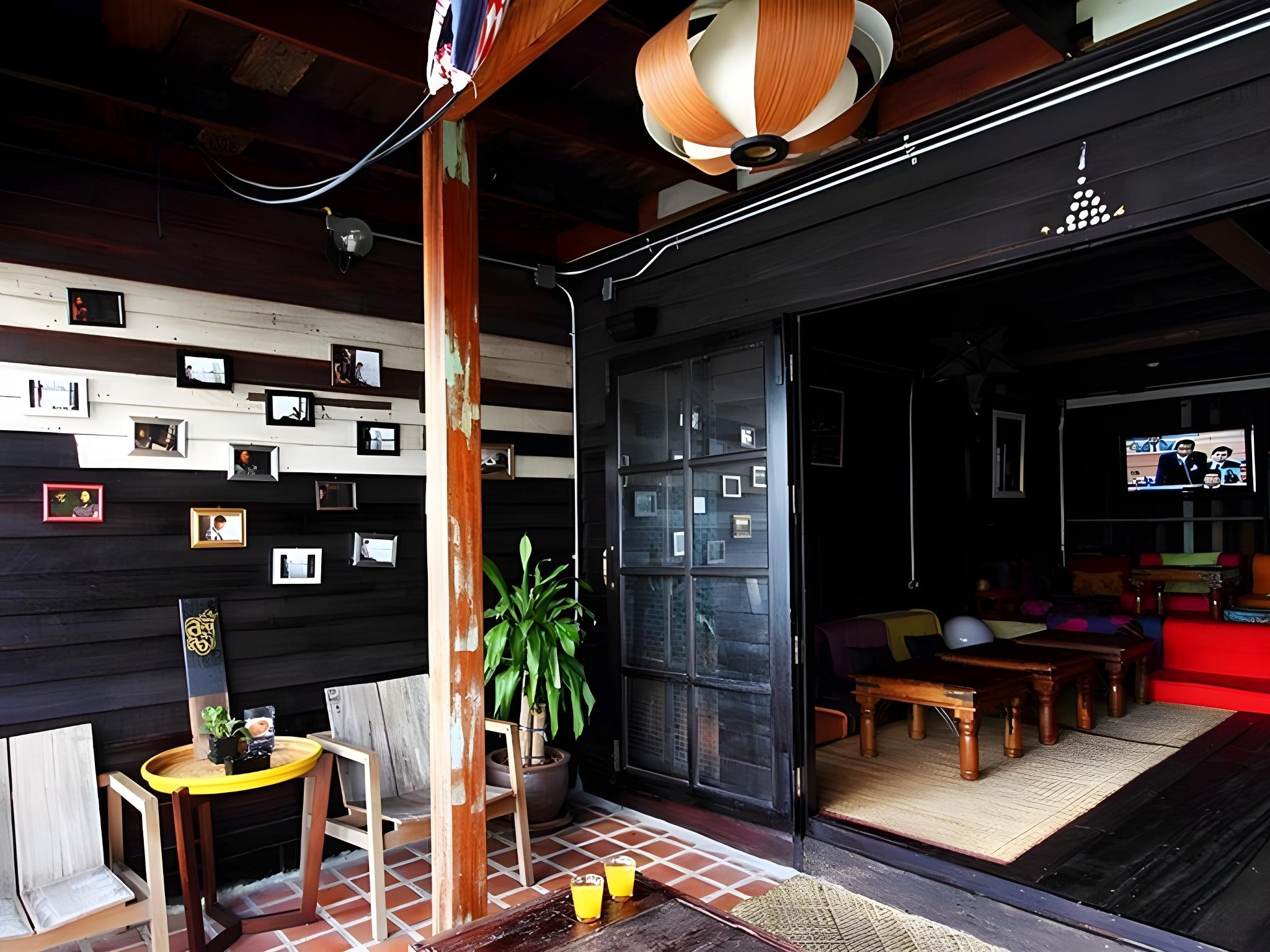 Loy La Long Hotel 16/27