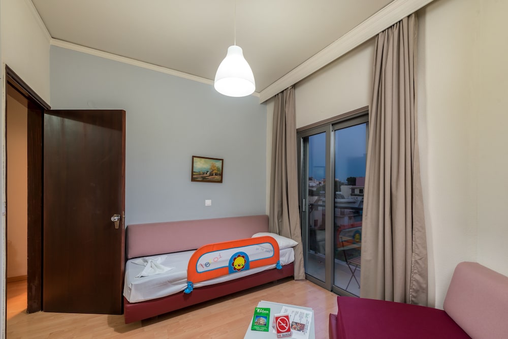 7 Palms Hotel Apartments 17/49